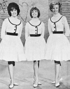 The girlfriends rhonda silver %28age 15%29 dianne miller %28age 18%29 and stephanie taylor %28age 21%29