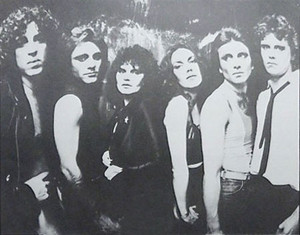 A 467926 1368095449 8394