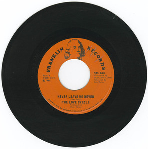 45 love cyrcle   never leave me never  vinyl 01