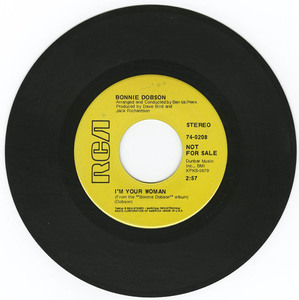 45 bonnie dobson   i'm your woman vinyl 01
