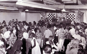 The 5 rising sons at elgin ford on bay street  1965 in foreground with glasses brenda gordon from burlington who became the successful singer brenda russell