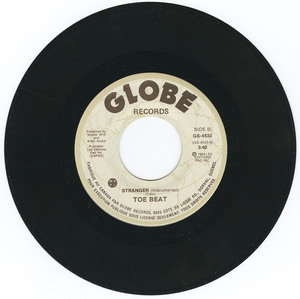 45 toe beat   stranger vinyl 02