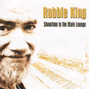 King  robbie   showtime in the main lounge %286%29