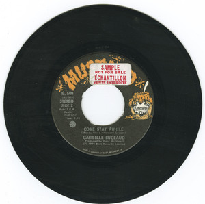 45 gabrielle bugeaud   we stopped singing our song vinyl 02