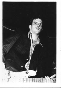 Restless virgins %289%29