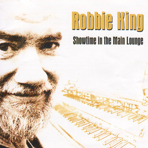 King  robbie   showtime in the main lounge %286%29
