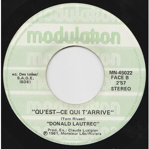 	Je Chante Pour Le Monde b/w Qu'est-ce Qui T'arrive